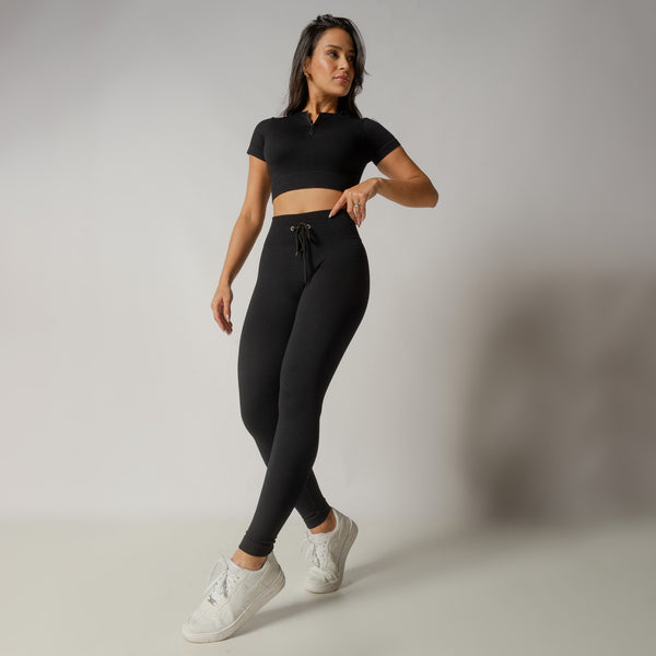 Conjunto Fitness Cropped Seamless Preto Canelado CO420