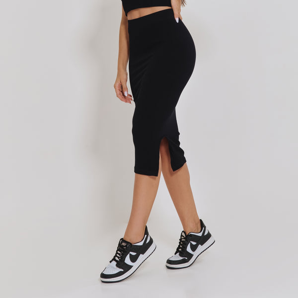 Saia Sem Costura com Fenda Preta SS050